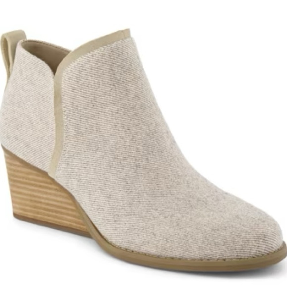 Toms Women's Beige Ankle Booties